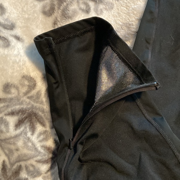 EUC Columbia Women’s Omni-Heat Infinity Tight - Picture 4 of 7